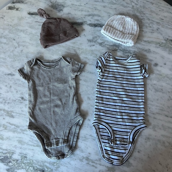 Newborn Bundle - Picture 4 of 4